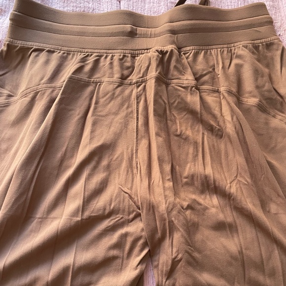 Lululemon Ready to Rulu Straight Leg Pant - Picture 2 of 4